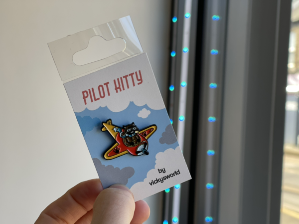 Vickyworld Pilot Kitty Pin