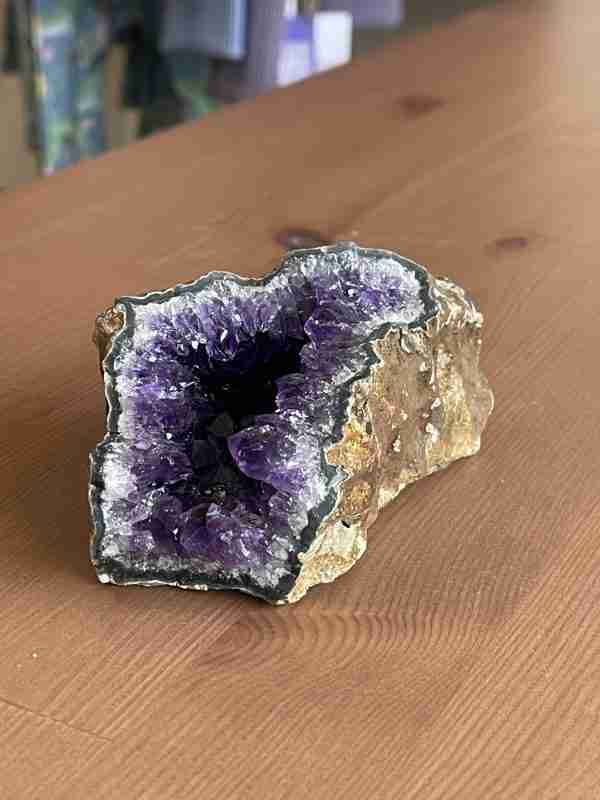 Amethyst Geode Brazil, approx 80-100mm (1pc) NETT